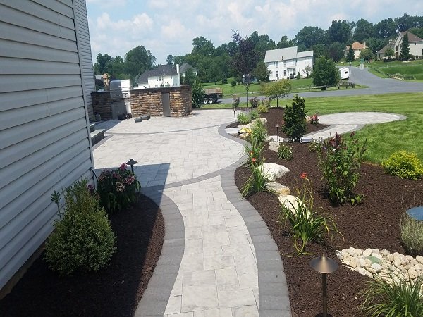 walkway design with path lighting